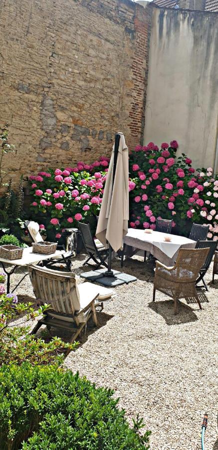 Tres Bel Appartement Dijonnais Place Wilson Gutembert Exterior photo